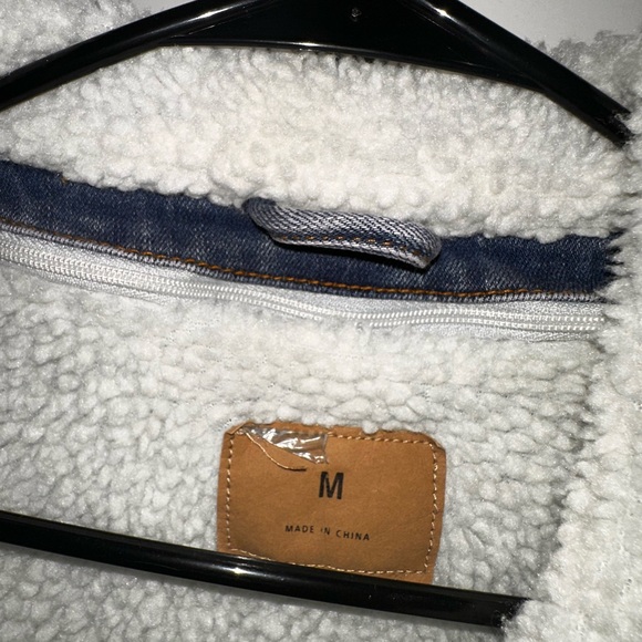 Taylor Swift 1989 ‘Clean’ Graphic Shearling Denim Jacket - Picture 5 of 5